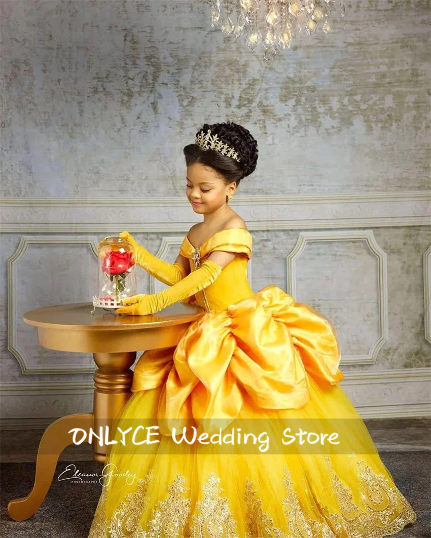 Elegant Yellow Flower Girls Dress For Weddings Luxury Sequins Appliques Beading Ruched Birthday Gown With Gloves Customized