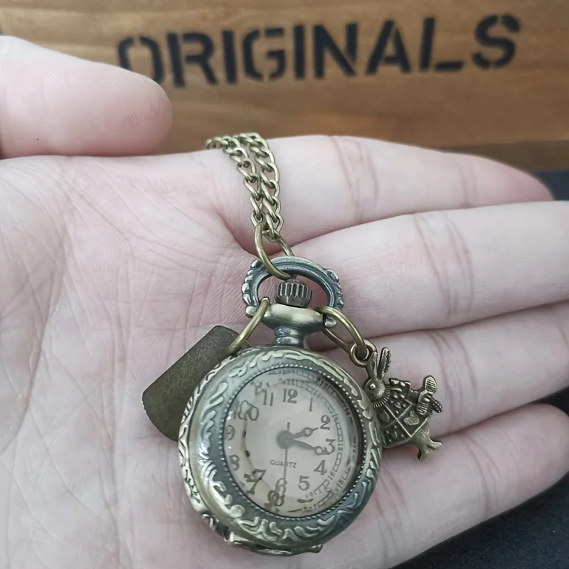 ساعة جيب كوارتز بأرنب لطيف للرجال والنساء ، برونز عتيق ، قلادة تناظرية ، سلسلة ، هدية قلادة ملابس