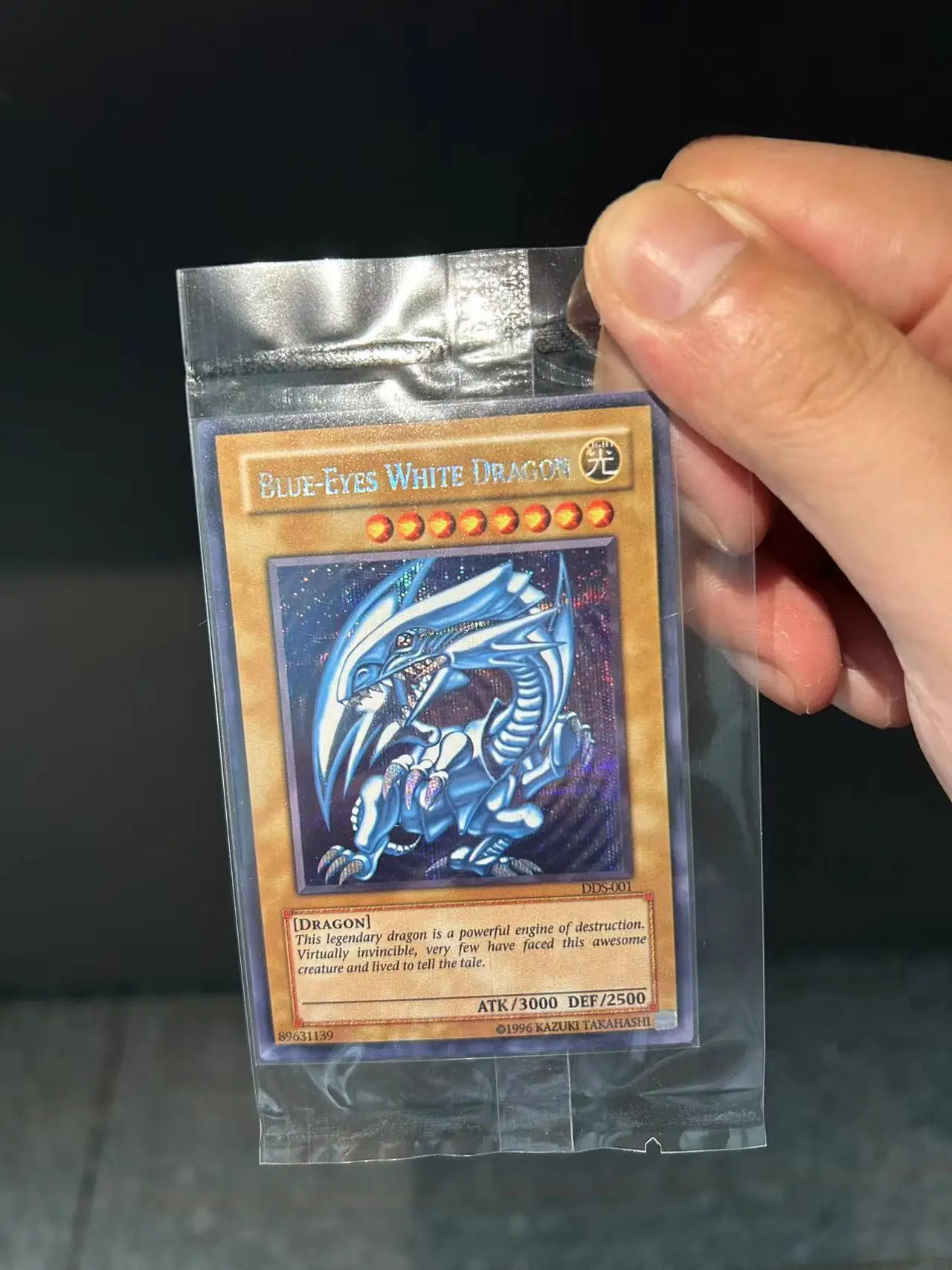 Yu Gi Oh TCG/SER Blue-Eyes White Dragon (DDS-001) Board Game English Collection customize Card (Not Original)