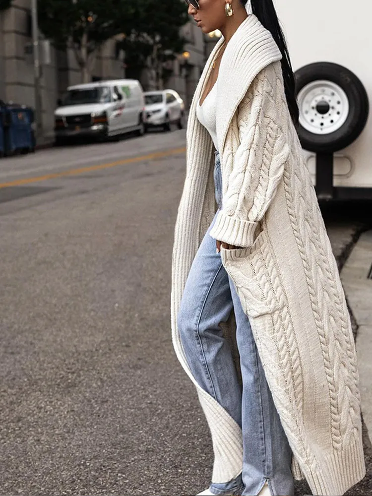 White Full Sleeve Large Laple Overcoat Loose Warm Double Pockets Knitted Coat New Female Winter High Street Office Outwear