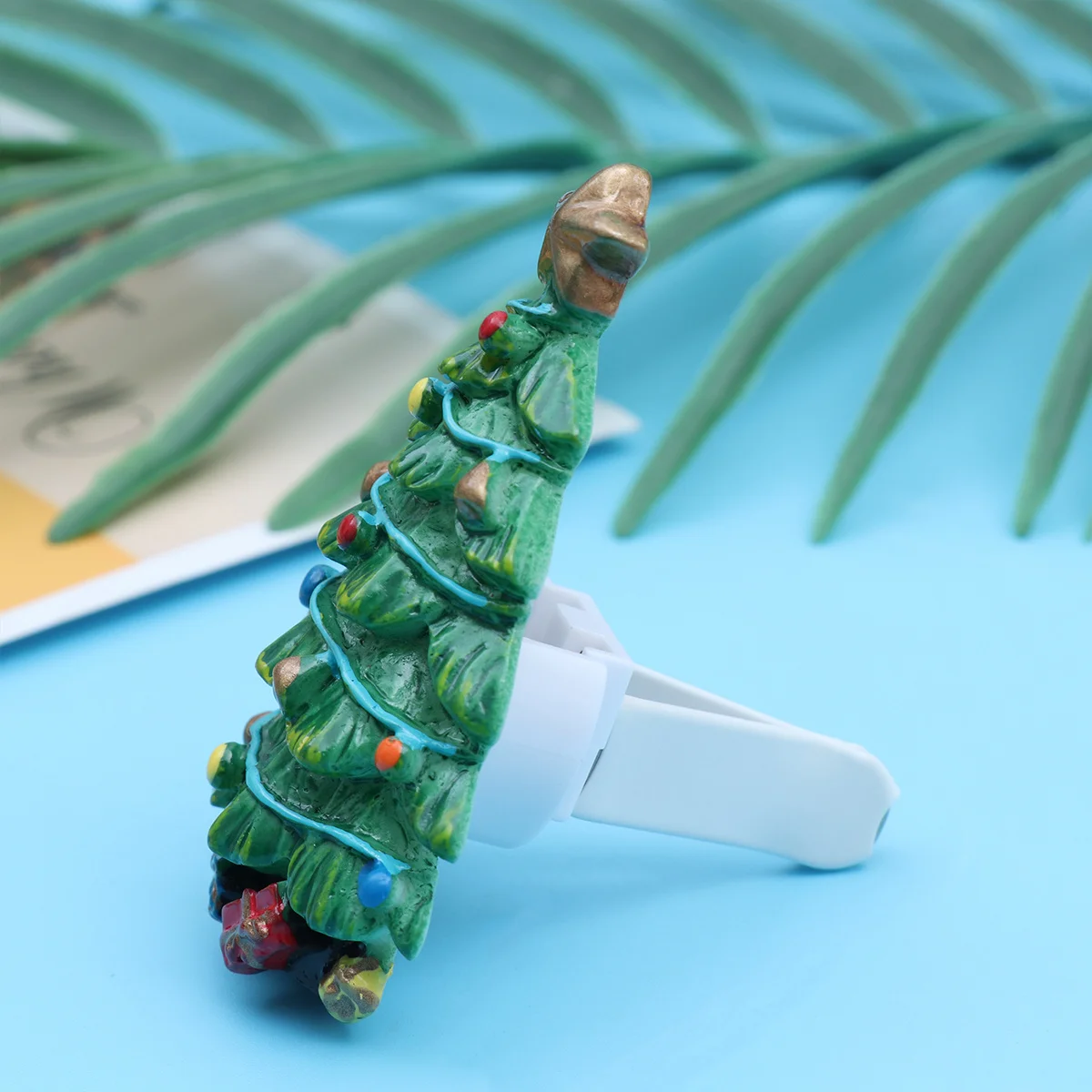 

Christmas Car Air Freshener Clip Scented Essential Oil Vent Diffuser For Car Office Room Indoor Universal Fit Holiday