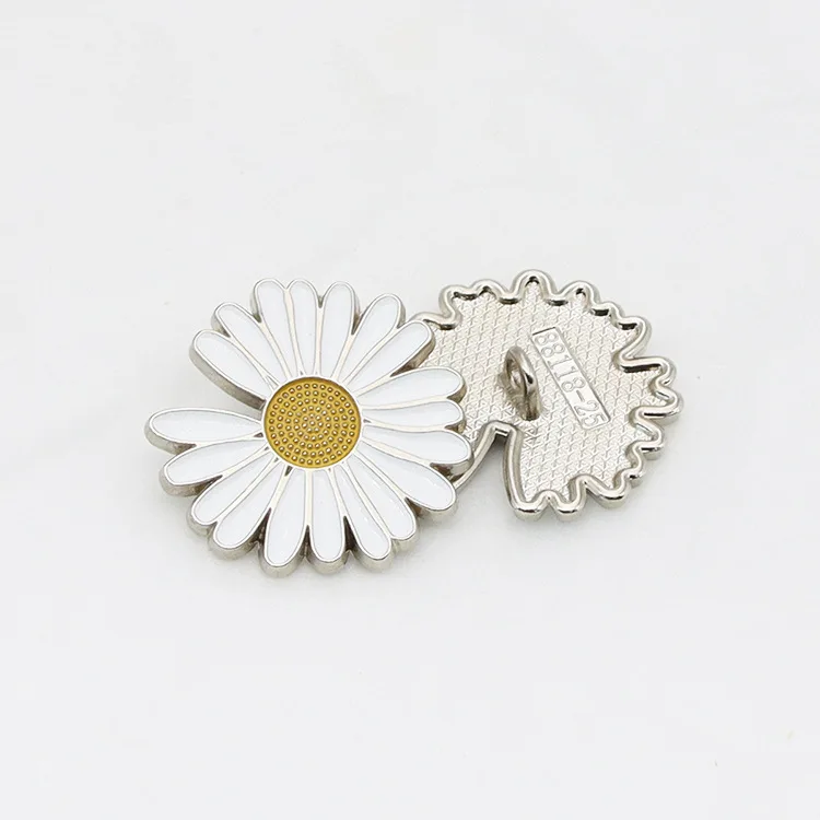 5Pcs Small Daisy Flower White Alloy Buttons For Clothing Luxury Sewing Accessories Chiffon Coat Decoration Craft Supplier