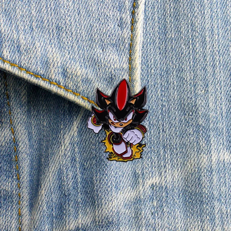 Shadow The Hedgehog Hard Enamel Pins Cartoon Anime Game Lapel Pin Japanese Fashion Badge Brooch for Jewelry Accessory