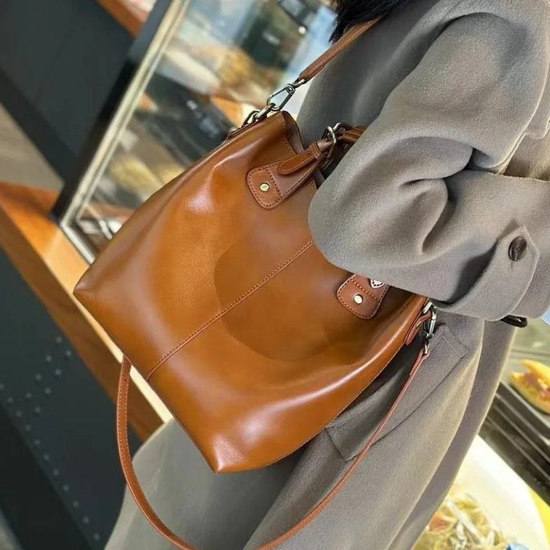 Handbag woman sutra all-match Basket and bucket bag Large capacity Vegetable tanned soft cowhide shoulder handbag