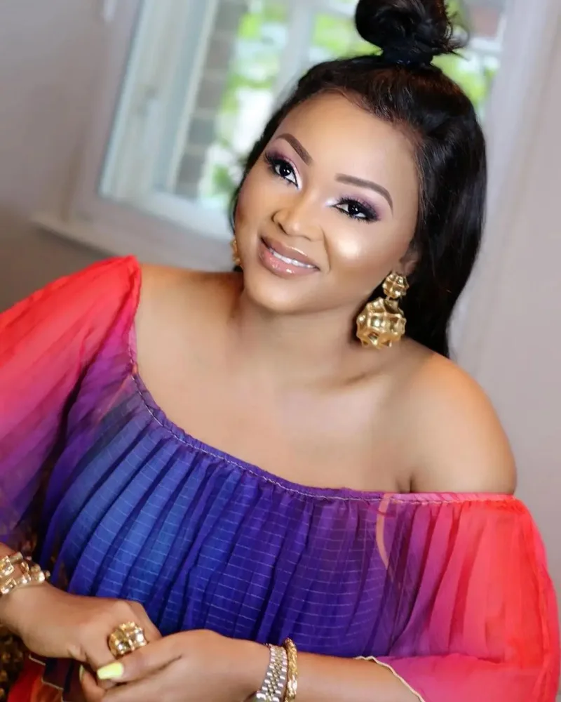 Sukienka damska afrykańska z odkrytymi ramionami, w kolorach tęczy, długa, modna, z plisowaną dekoracją, wykonana z poliestru, luźna, plus size.