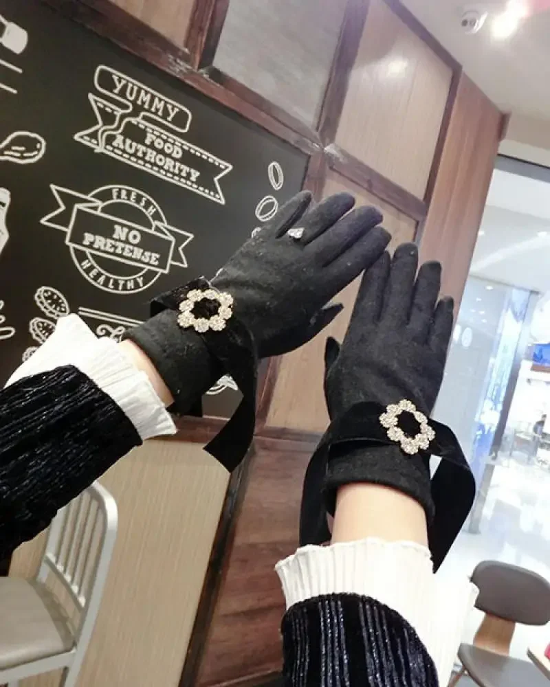 Velvet Rhinestone Buckle Tassel Cashmere Gloves Women Japan and South Korea New Warm Thick Five-Finger Split Finger Gloves