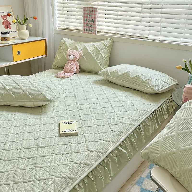 Waterproof Bed Sheet Mattress  Protector Cover Bedspread Fashion Lace Children's Breathable Smooth comfortable Pad Cover