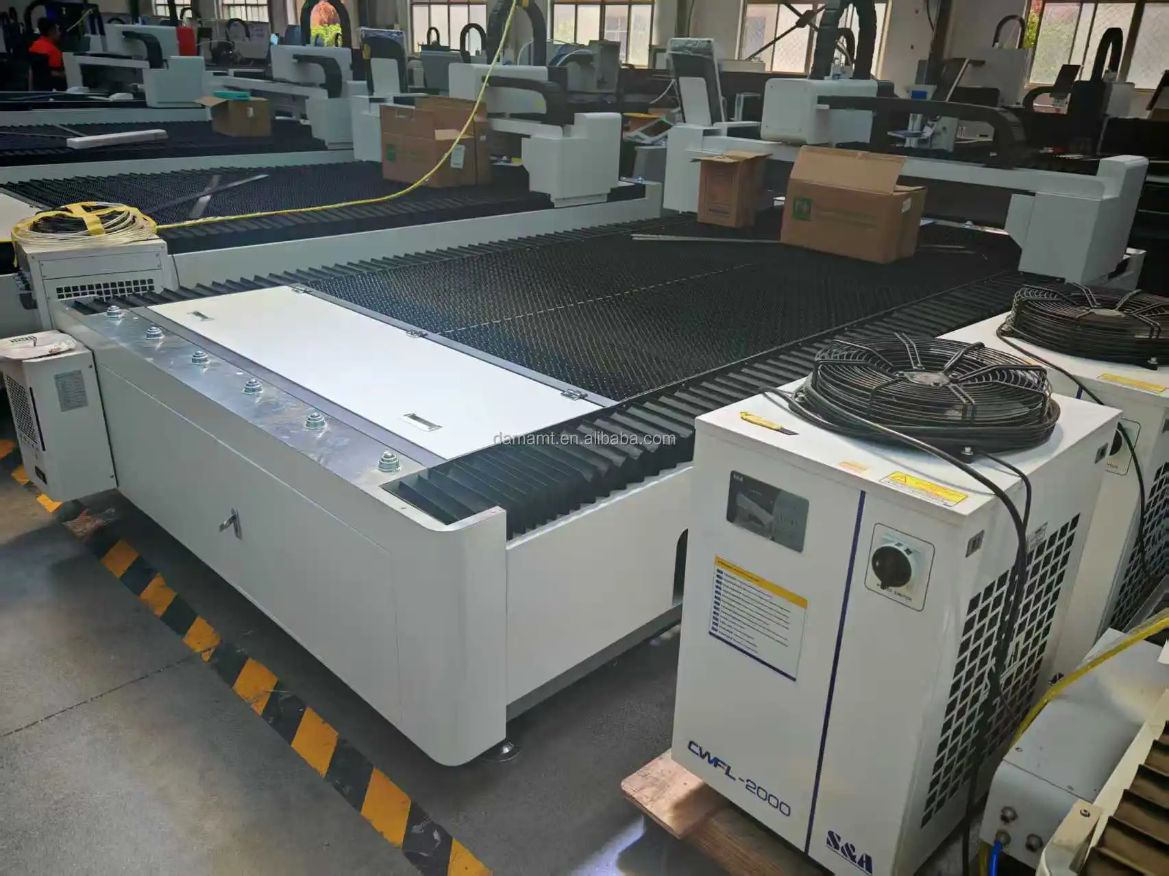 BM110 BM111 رئيس سعر المصنع الصفائح المعدنية الصلب الحديد آلة القطع بليزر الألياف باستخدام الحاسب الآلي 1.5kw 3kw 6kw قطع الكربون الصلب بالليزر