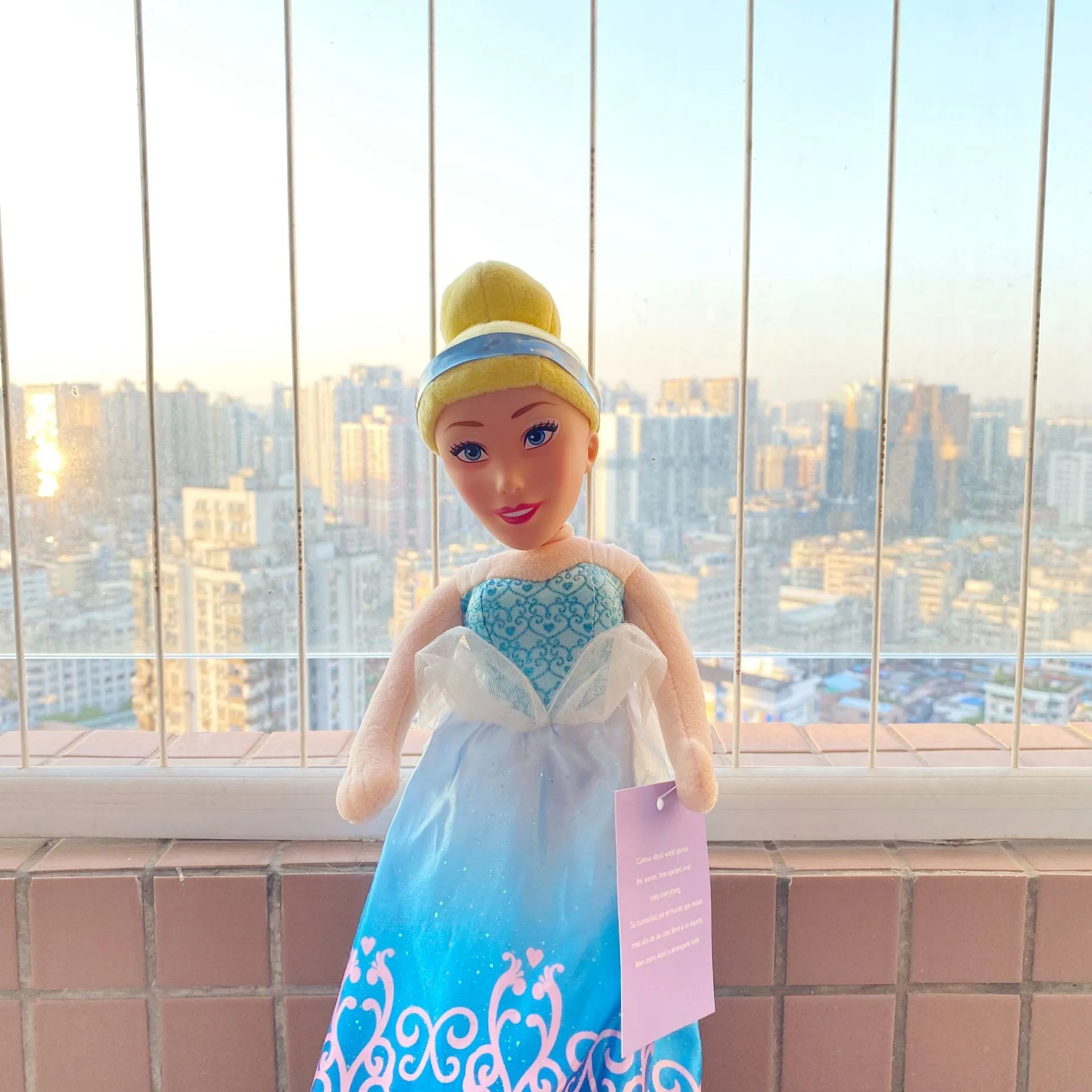 Juguetes/muñecas de peluche de princesa de dibujos animados de Disney, muñecos de Blancanieves y Cenicienta, un regalo/regalo para la compañía de las niñas