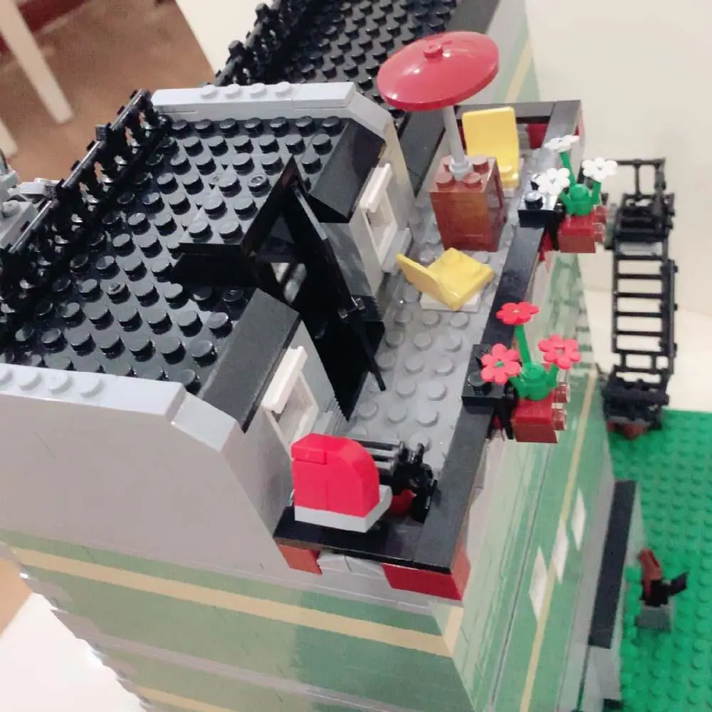 2462 Stück Expert Modular Street View Green Grocer Classic Apartments 15008 Bausteinspielzeug, kompatibel mit Modell