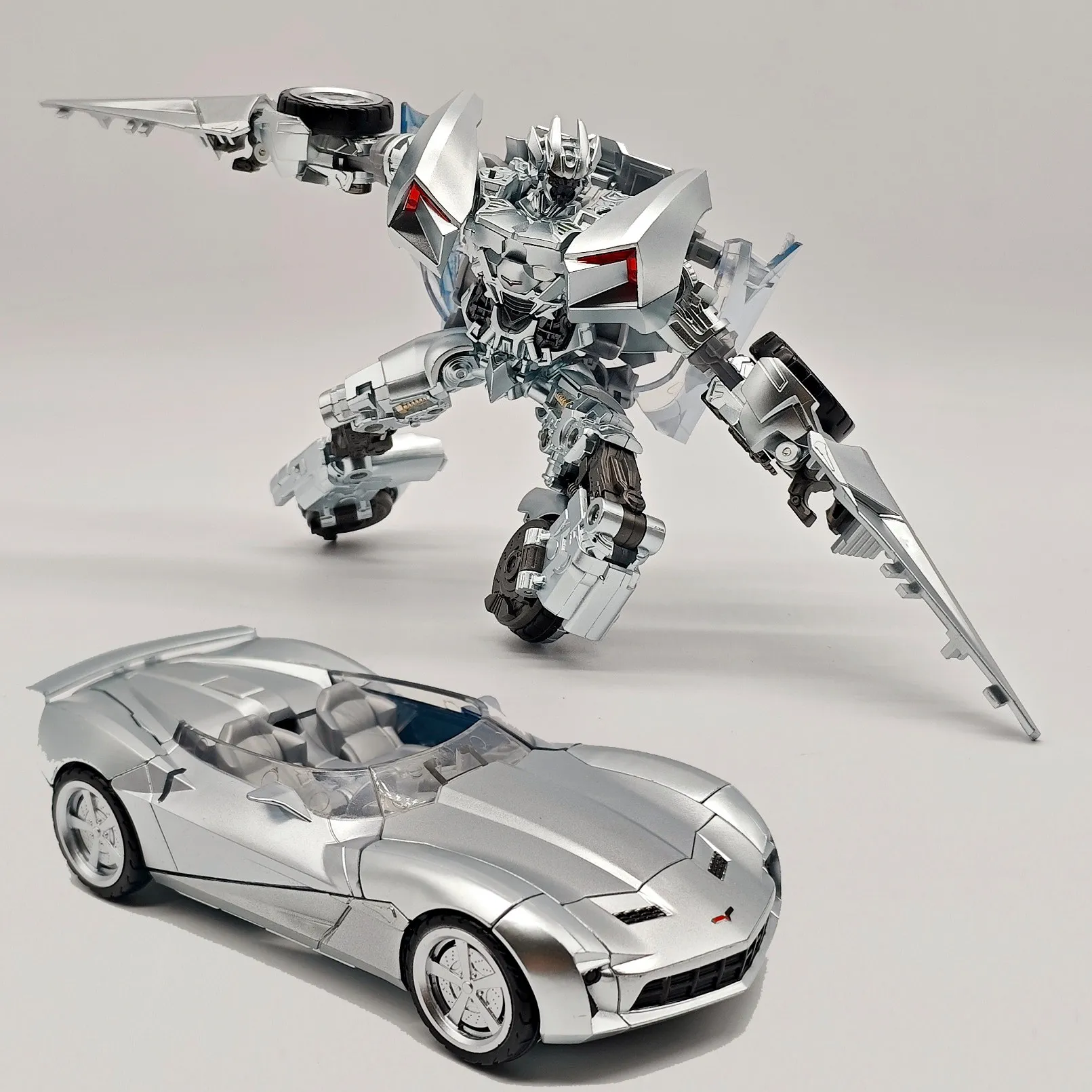 16cm Sideswipe Transforming Robot Action Figure HP-01 War Dancer Fine Painted Corvette Assassin Sports Car Deformable Model Toy