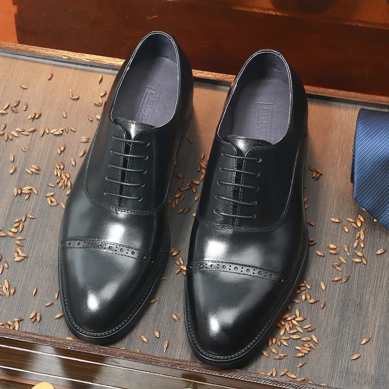 Italian Handmade Brogues Men's Trendy British Oxford Genuine Leather Wedding Shoes Male Office Business Dress Shoes Loafers