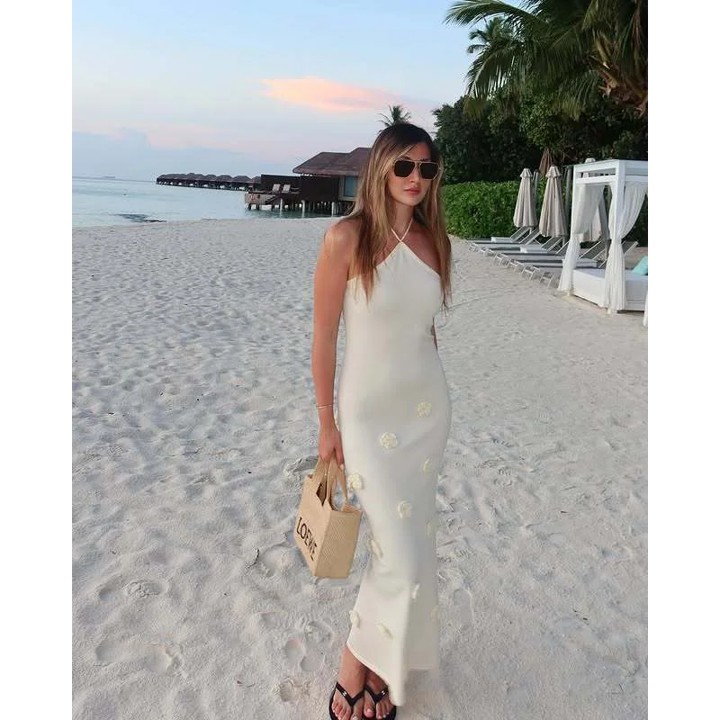 

2025 NEW Sexy backless neck white thin dress fashionable simple versatile temperament elegant holiday style high-end dress