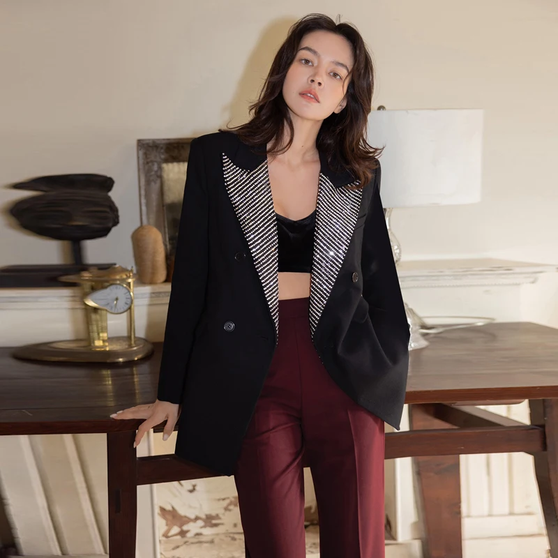 

Sparkling Diamond Embellied Bla Suit Jaet Women's Winter Woolen Coat Long Sve iny Full of Sparkles Faionable