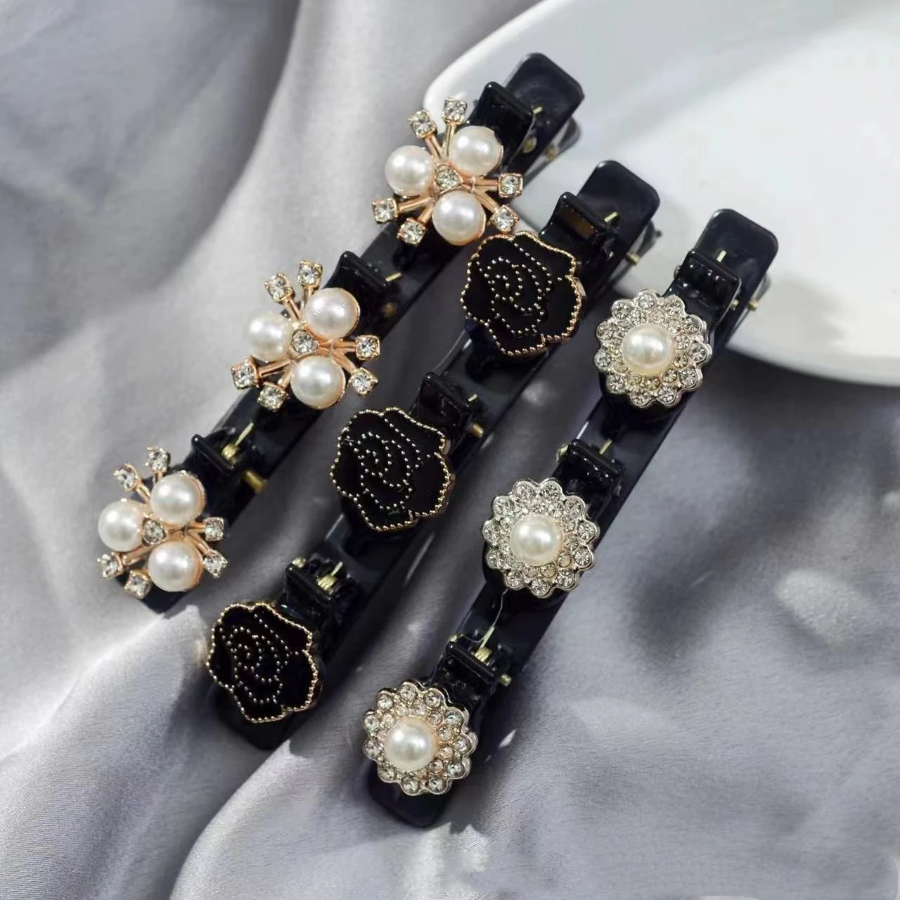 Double Layer Braided Hairclip Vintage Rhinestone Faux Pearl BlackHairpin Barrette Elegant Hair Accessories