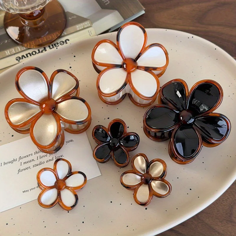 Gorgeous Amber Flower Hair Claw Clip with Acrylic Material, Ideal for Stylish Updos and Adding Glamour to Your Look
