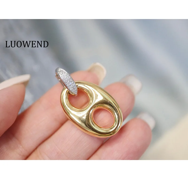 LUOWEND 100% 18K White+Yellow Gold Necklace Cute Pig Nose Pendant Real Natural Diamond Necklace for Women High Party Jewelry