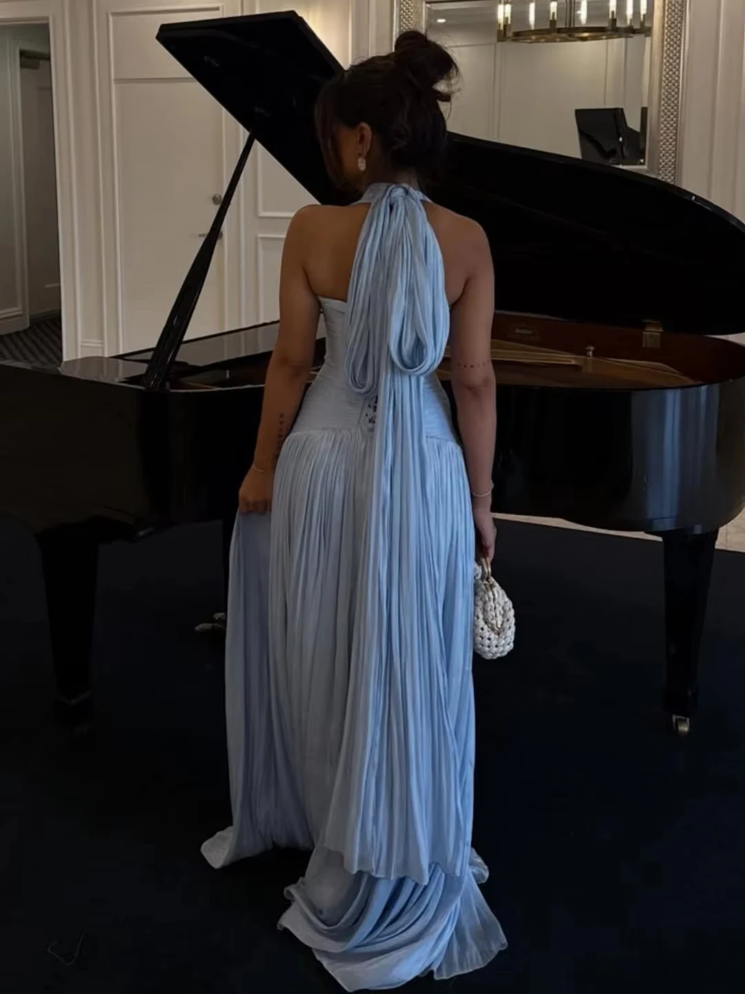 Customized Sky Blue Prom Dresses Halter Neck Pleated Evening Dresses Floor Length Sleeveless Wedding Party Dresses Saudi Arabia view 2