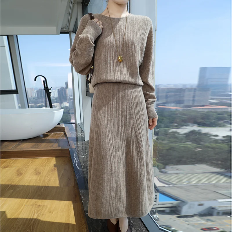 

2024 New Women's Set 100% Wool O-neck Knitted Sweater Autumn/Winter New Solid Color Hot Selling Wool High Waist Skirt