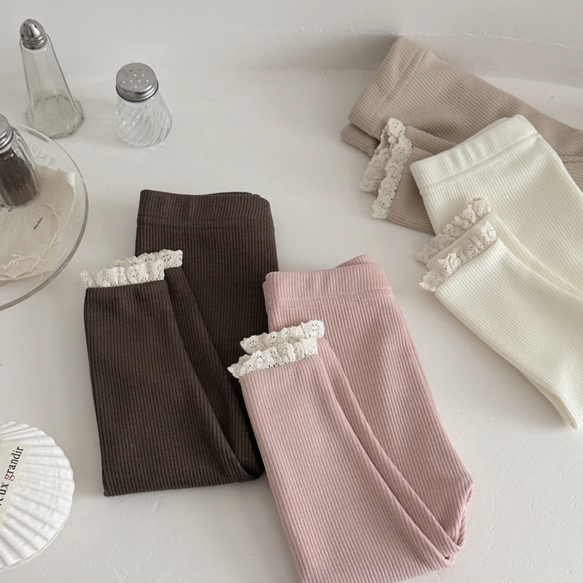 Koreanische Kinder-Freizeithosen Jungen Mädchen Hosen Kleinkind Elastische Taille Hose Weiche Sport-Hose Komfortable Jogginghose – Detail 3