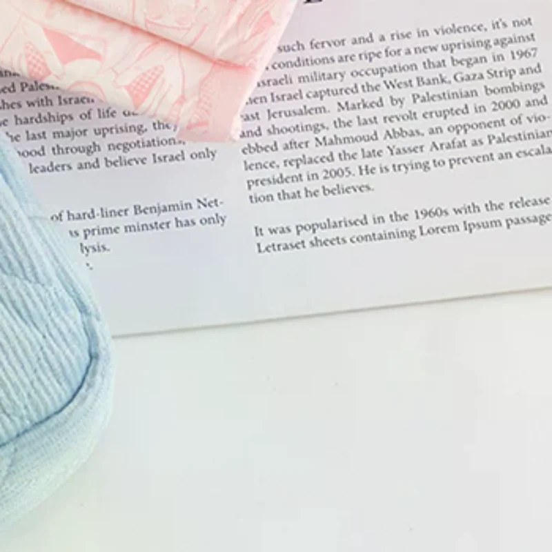 Small Corduroy Makeup Bag – Mini Cosmetic Pouch With Metal Zipper,Small Essentials Bag For Purse, Travel, And Gifts