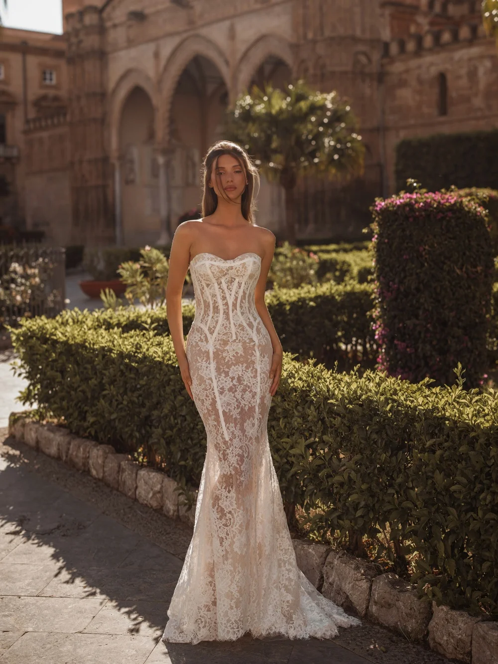 2 في 1 فستان زفاف رومانسي من الدانتيل مع مشد منظم بدون حمالات فستان زفاف الوهم 2026 فساتين طويلة مخصصة للعروس