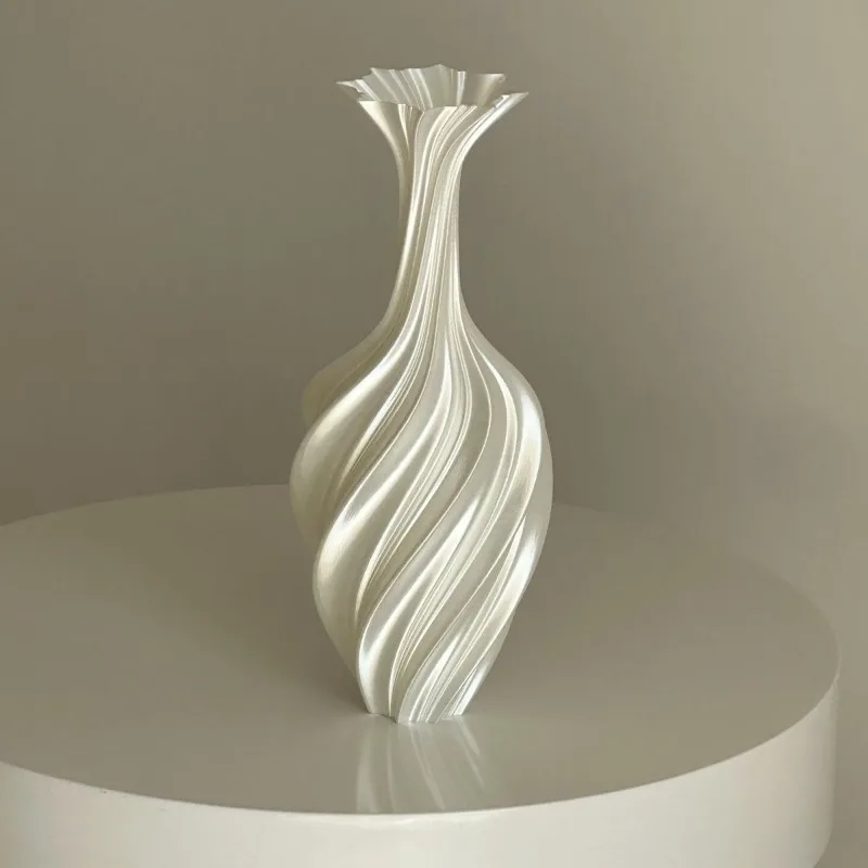1PCS Nordic Abstract Metal Vase with Swirl Pattern Vintage Minimalist Floral Decor for Living Room Entryway Storage