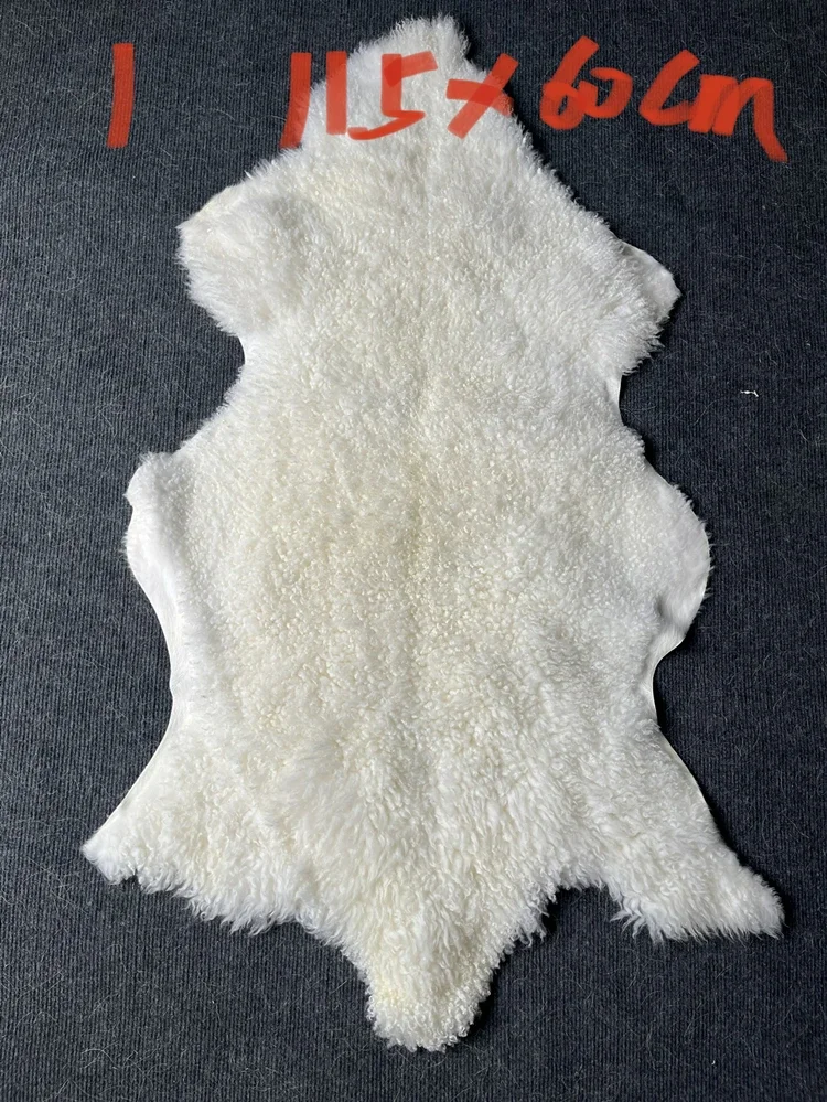 Dog Accessories Cat House Sofa Bed Dog Kennel Bed Wool Cushion Fur All-in-one Sheepskin Cushion Natural Color Fur