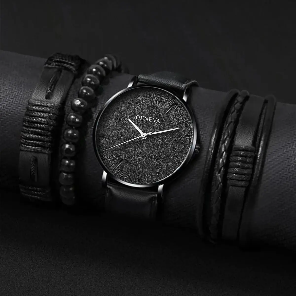 4Pcs/set Fashion Casual Men Sports Style Personality Trend Quartz Watch And Bead Bracelet Set Gift For Friends