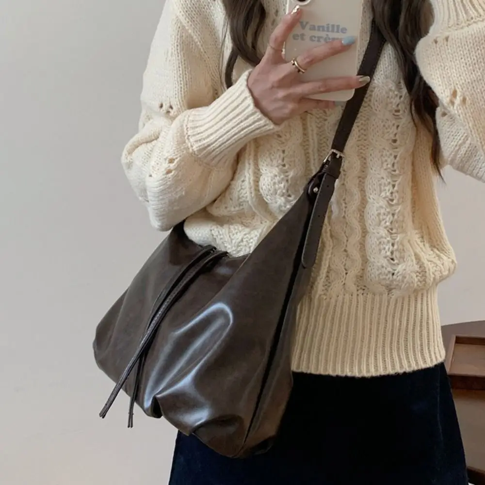 

Trendy Large Capacity Pu Shoulder Bag Fashion Solid Color Tote Bag Korean Style Black Ladies Crossbody Bag Autumn and Winter