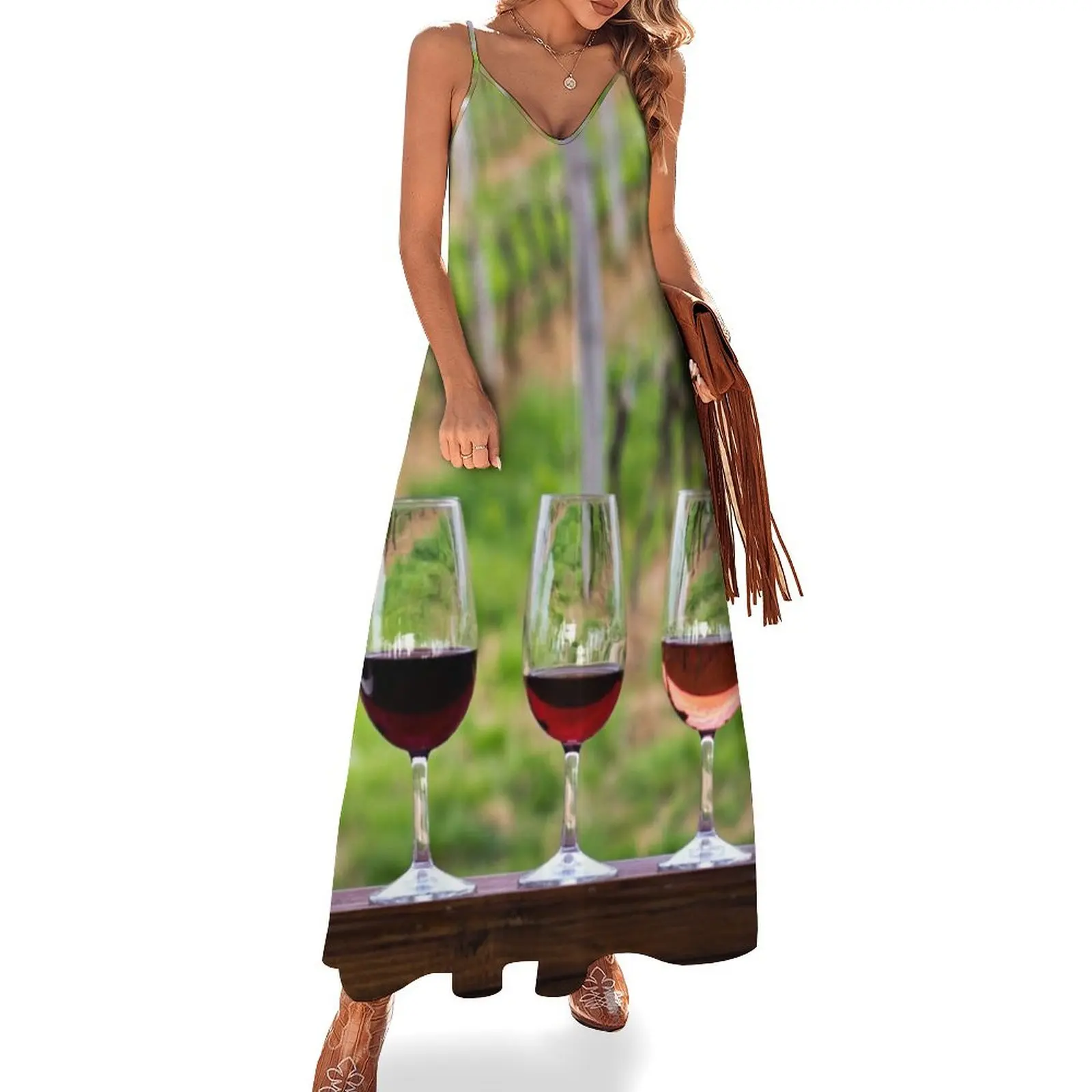 Wine glasses - wine tasting in the vineyard Sleeveless Dress Dress woman Beachwear