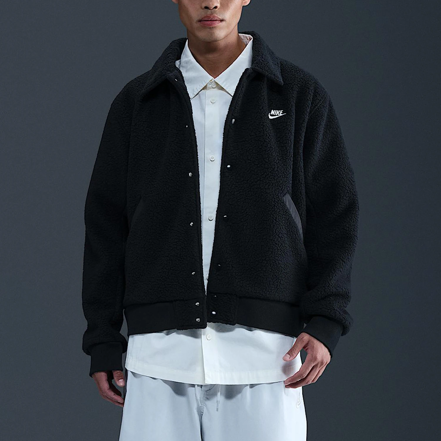 

Мужская куртка Nike Originals Soft Comfort с флисовым воротником HV1430-010