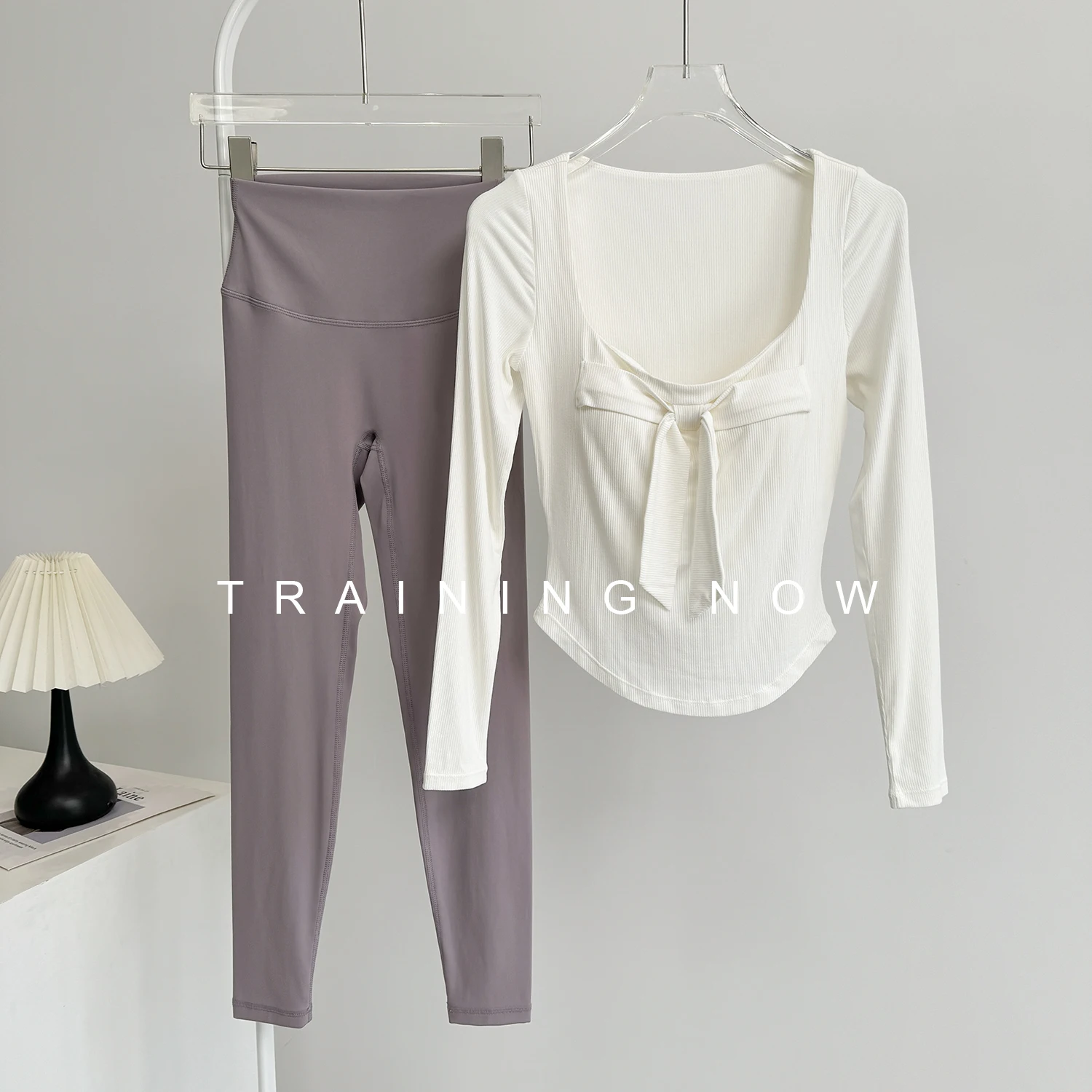 

Женский костюм для йоги на осень и зиму 2025, новая мода, спортивные брюки для пилатеса, бега, тренировок, фитнеса, велоспорта