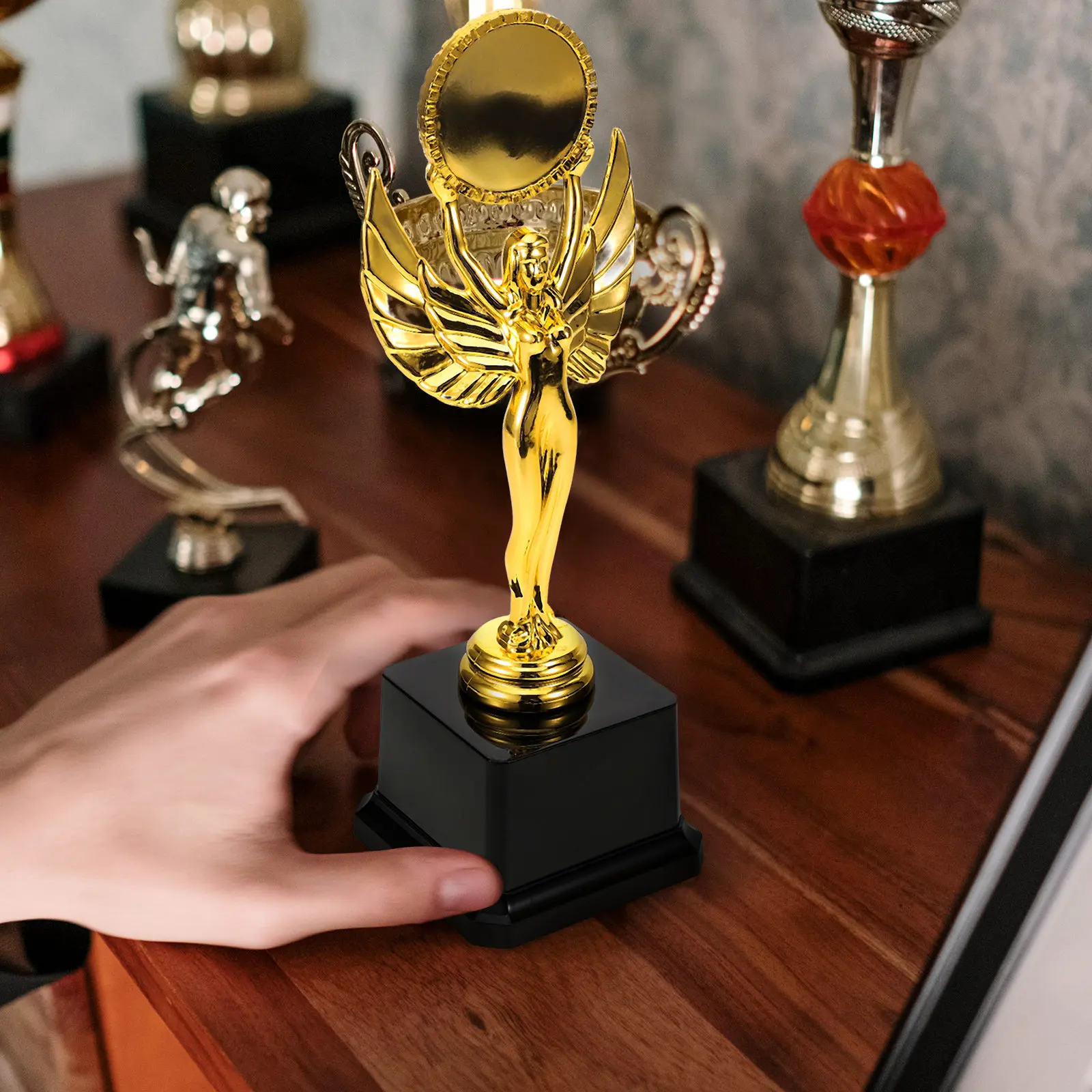 

Creative Shaped Dance Trophy Award Trophy for Student Competition Party Ceremony Kindergarten Tournament Prize Gift Smooth