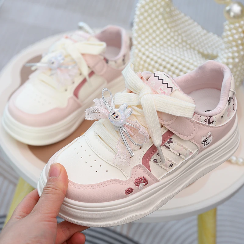 

Girls' board shoes, children's white shoes, casual shoes, 2026 Spring and Autumn new versatile little girls' soft sole single sh