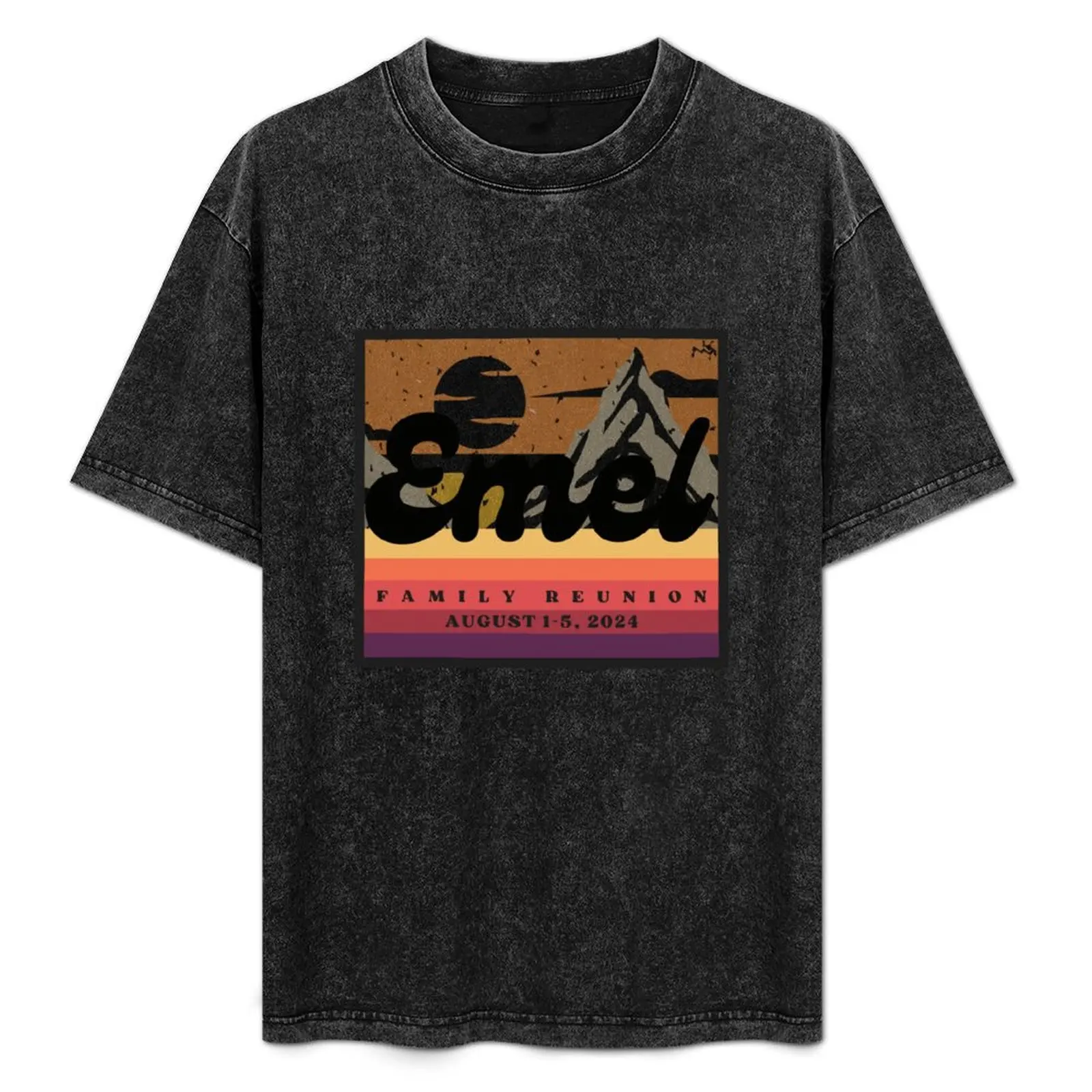 

Logo 3 T-Shirt Basic Simple Design Short Sleeve Shirt