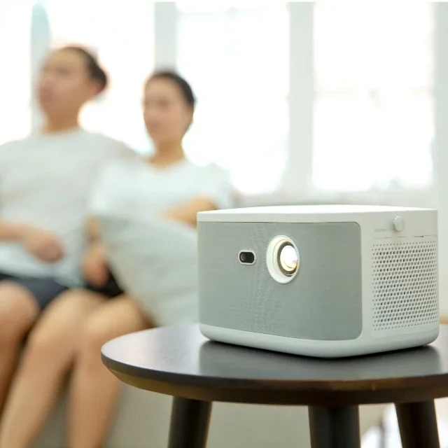 

Bestseller WOWOTO 4K Digital DLP Led Smart Projectors Android 9.0 BT5.0 1650ANSI Lumens 1080P Full HD Projector Mobile Projecto