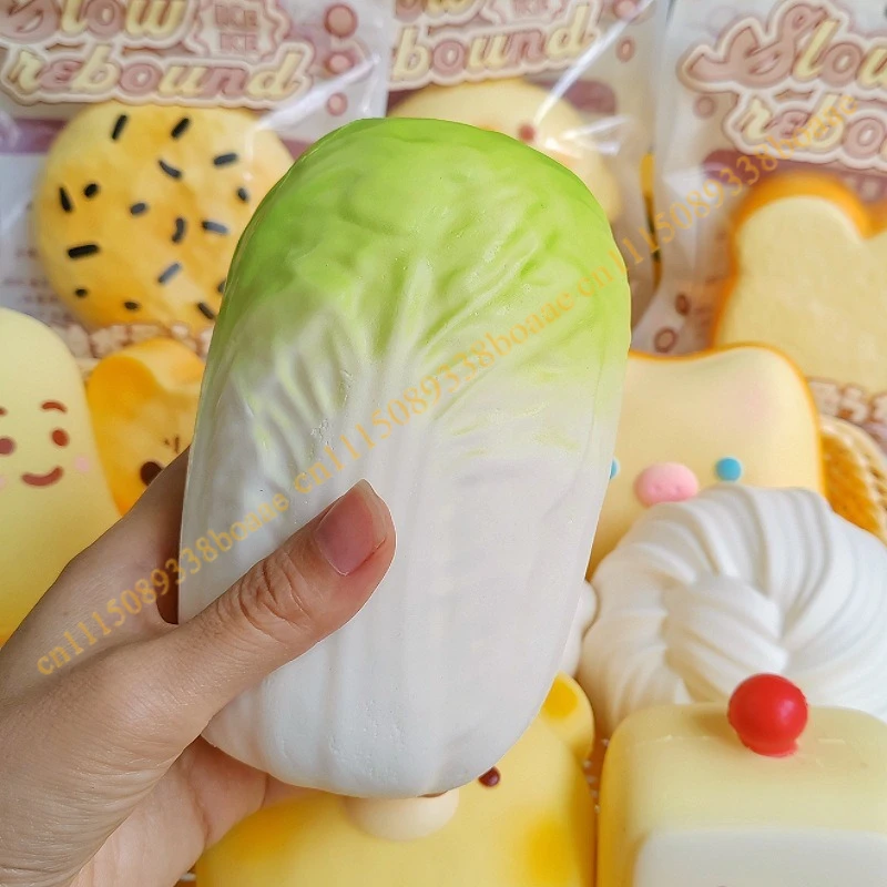 

Lifelike Simulated Cabbage Hand Relax Ornament Elastic Soft Rubber Vegetable Sculpture Novelty Cute Desktop Decor Gift