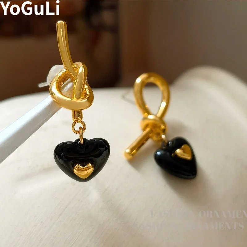 Trendy Jewelry 925 Silver Needle Pretty Design Black Color Heart Asymmetrical Earrings For Women Female Gifts Dropshipping