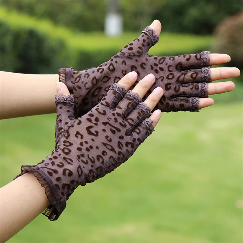 1 Pair New Fashion Gloves Sexy Leopard Women Lace Sunscreen UV-Proof Driving Gloves Ladies Mesh Short Thin Gloves Half Finger