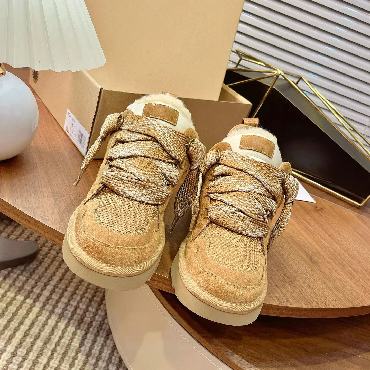 حذاء نسائي قصير من الجلد، كاجوال، مريح، دافئ، عصري، عالي، متين، ناعم