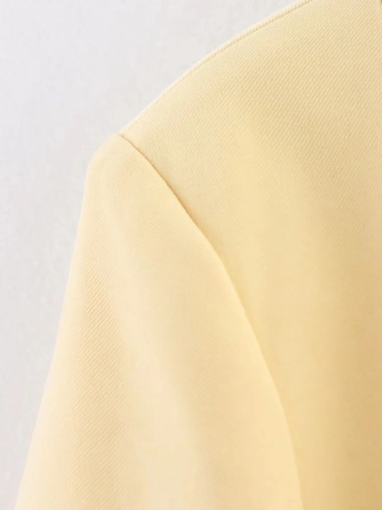 HH Damen Elegante Schlanke Jacke mit Taschendekoration, Stoffknöpfen und O-Ausschnitt Blazer 2026 Frühling Herbst Damenmode Pendler-Outfit – Detail 6