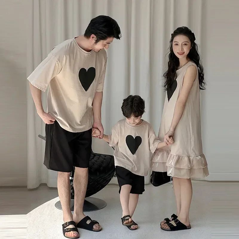 Parent-child Matching Couples Hearts Clothes for The Family Dad Son T Shirt Lover  Mom Daughter DressBrother and Sister Clothing