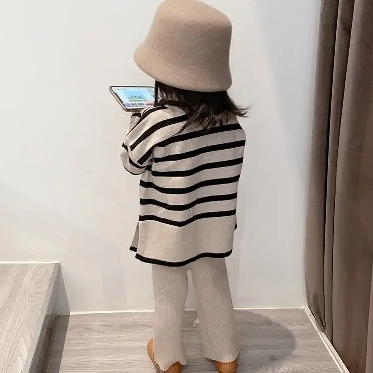 Girls Stripe Knitted Spring and Autumn Childrens Fashionable Two Piece Baby Half High Collar Childrens Sweater Set