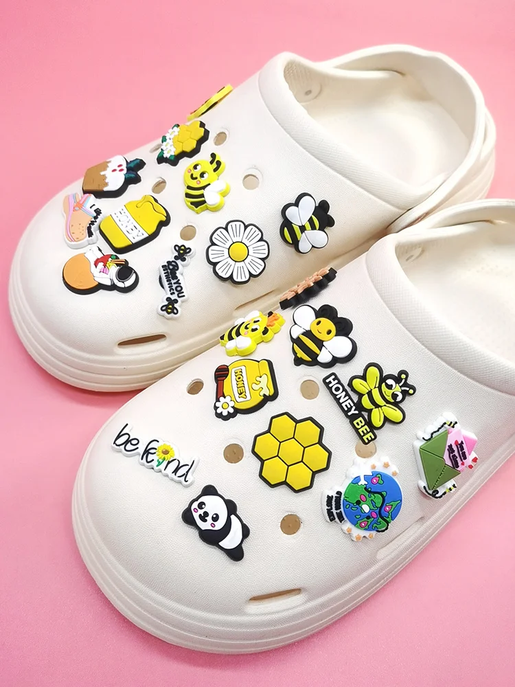 Kawaii Bee Shoes Charms PVC Shoe Buckle Decorations Diy Women Clog Shoes Accessories Fit Women Baubble Sandals Kids Party Gifts