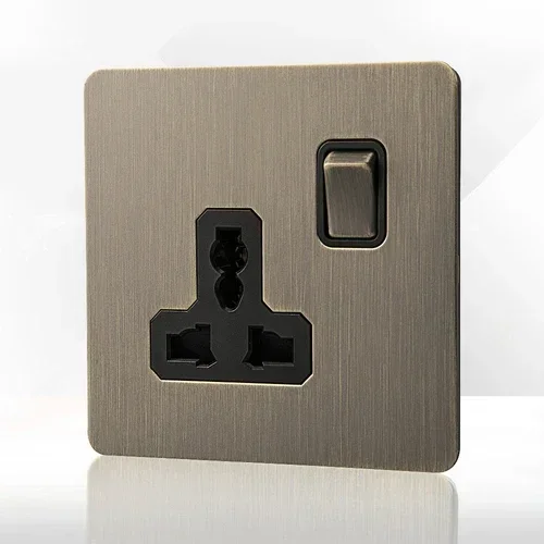 Retro Eu metalen paneel wandschakelaar lichtschakelaar stopcontact, gebronsd antiek roestvrij staal Duits 16A stopcontact met USB-telefoon opladen