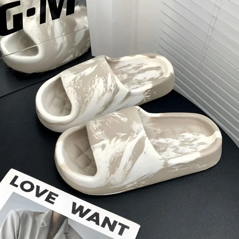 

Пляжные нескользящие домашние тапочки с цветными блоками, сандалии с облаками, женские шлепанцы, мужские шлепанцы, сандалии на мягкой подошве, домашняя обувь на платформе, странная