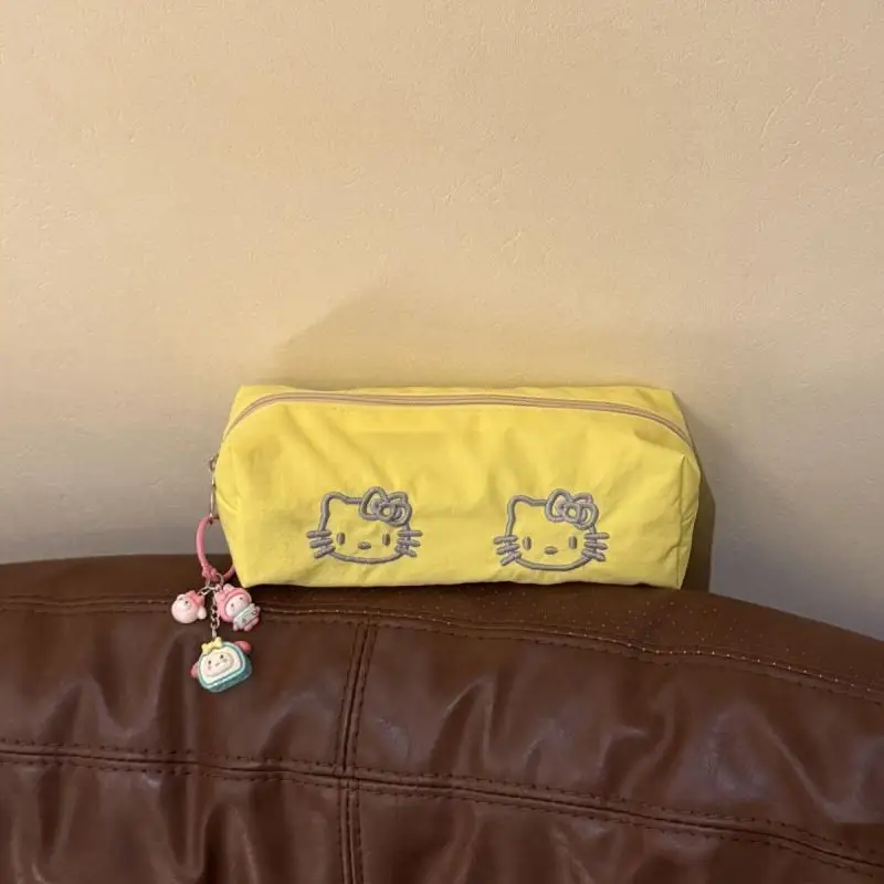 

Kawaii Sanrio Hello Kitty, красивая сумка для хранения канцелярских принадлежностей с героями мультфильмов, косметичка, студенческий пенал большой емкости, праздничный подарок