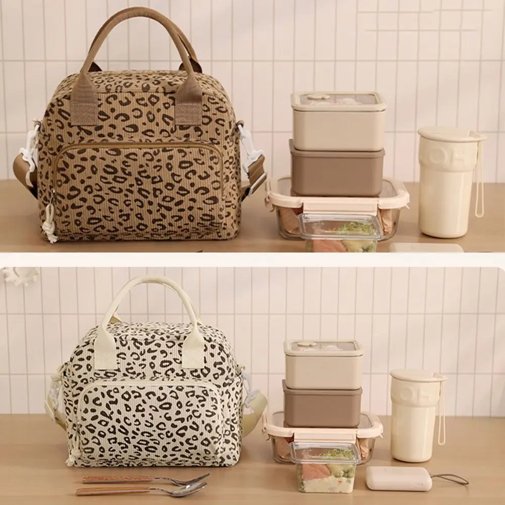 

Reusable Portable Corduroy Lunch Bag Large Capacity Leakproof Picnic Bag Reusable Strawberry Pattern Food Thermal Handbag Hiking