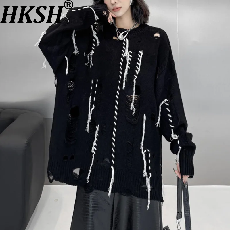 

HKSH Autumn Winter New Women Sweater O-neck Pullover Long Sleeves Color Block Distressed Ripped Dark Casual Knitted Tops HK16507